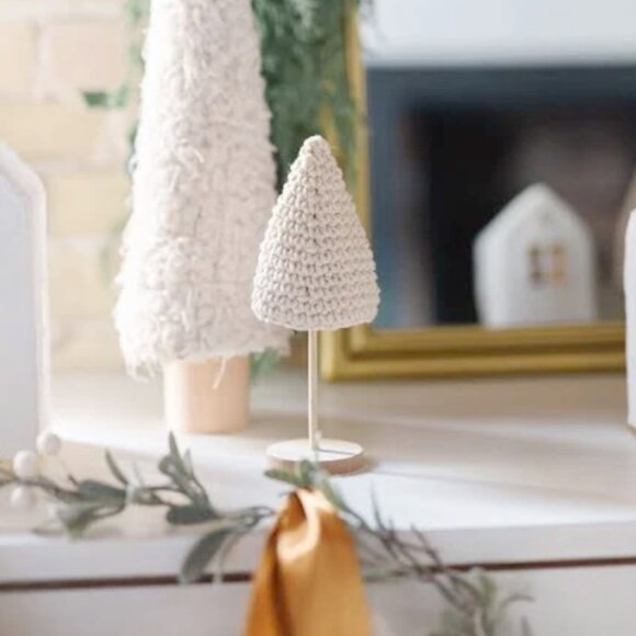 Set/2 Cotton Crochet Trees - Picture 3 of 3